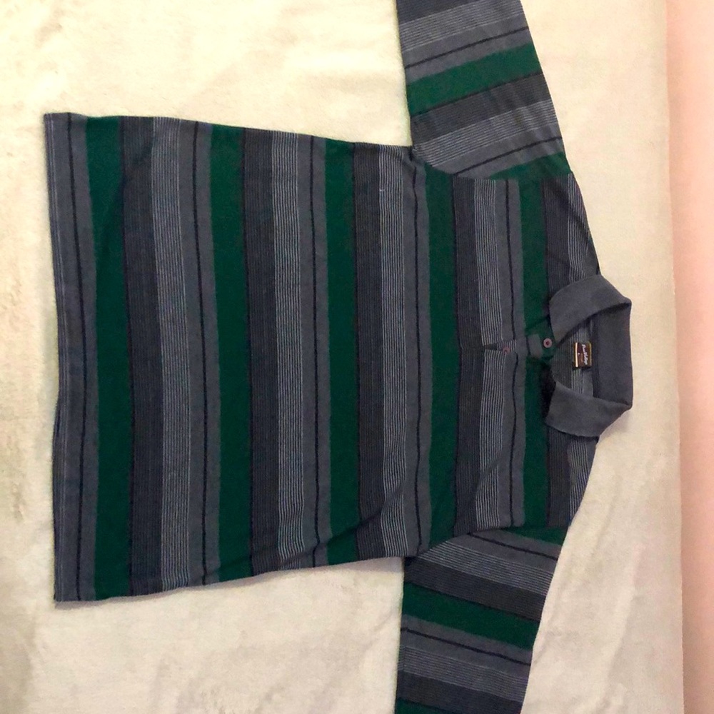 From our vintage. Large. Grey&green
